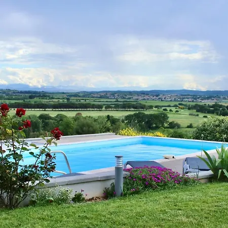 B&b-les Balcons De Maragon Bed and breakfast 4*