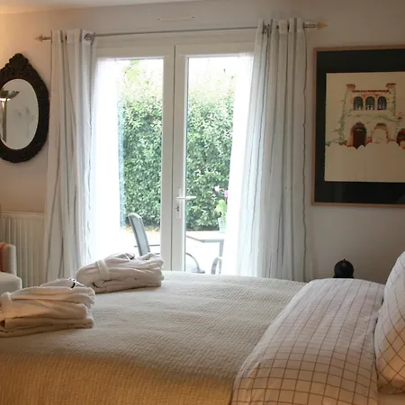 B&b-les Balcons De Maragon לינה וארוחת בוקר קרקסון