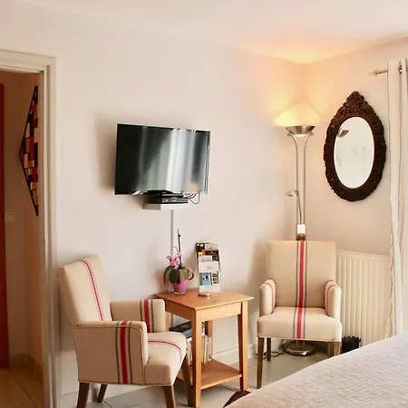 לינה וארוחת בוקר B&b-les Balcons De Maragon קרקסון