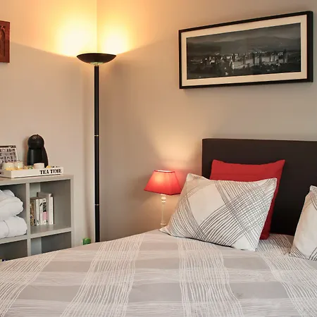 B&b-les Balcons De Maragon Bed and Breakfast