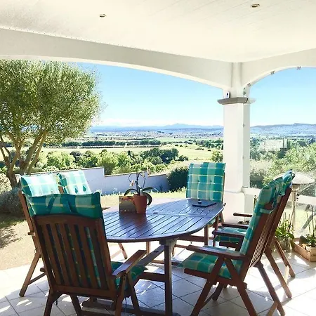 B&b-les Balcons De Maragon Bed & Breakfast 4*