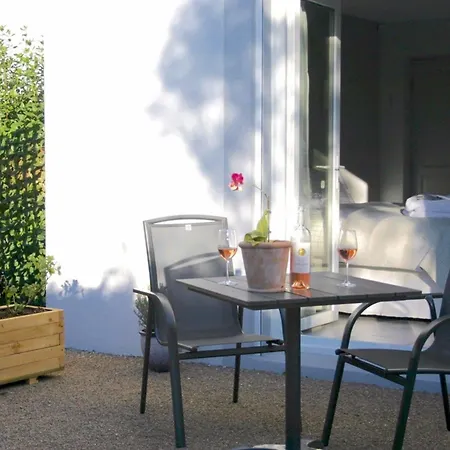 B&b-les Balcons De Maragon 4*